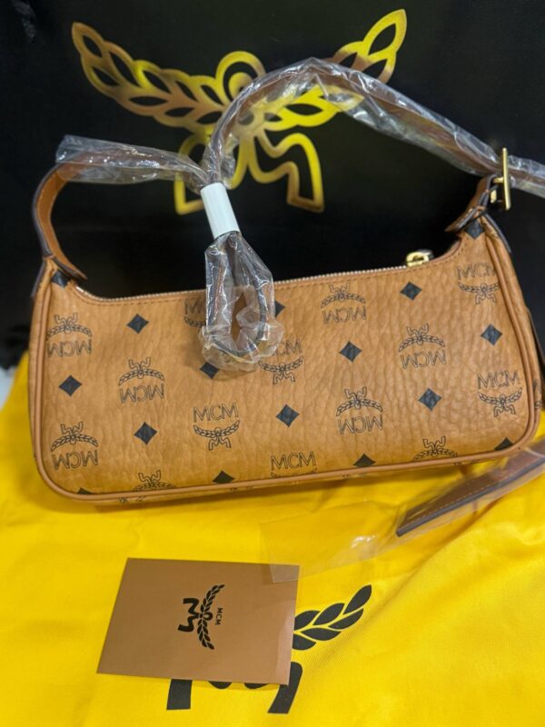 MCM SMALL AREN SHOULDER BAG - Image 3
