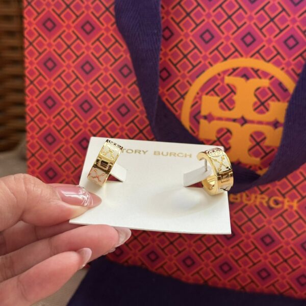 Tory Burch Hoops Earrings in White enamel - Image 6