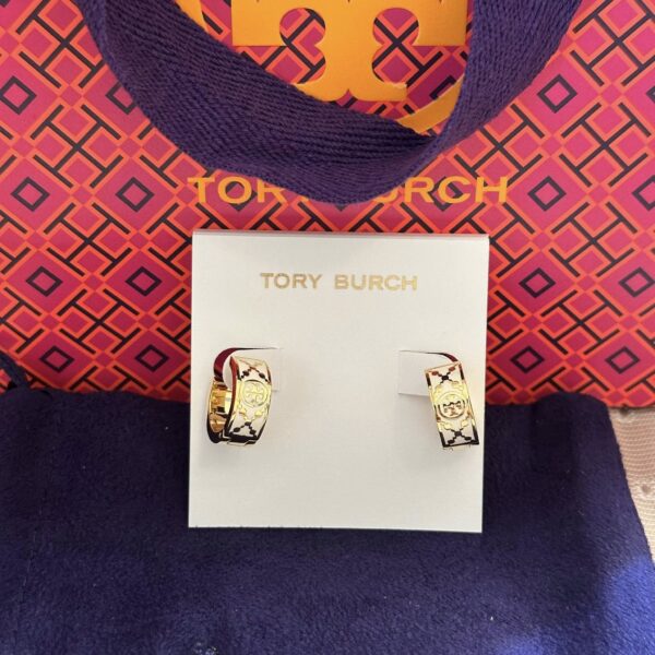 Tory Burch Hoops Earrings in White enamel - Image 4