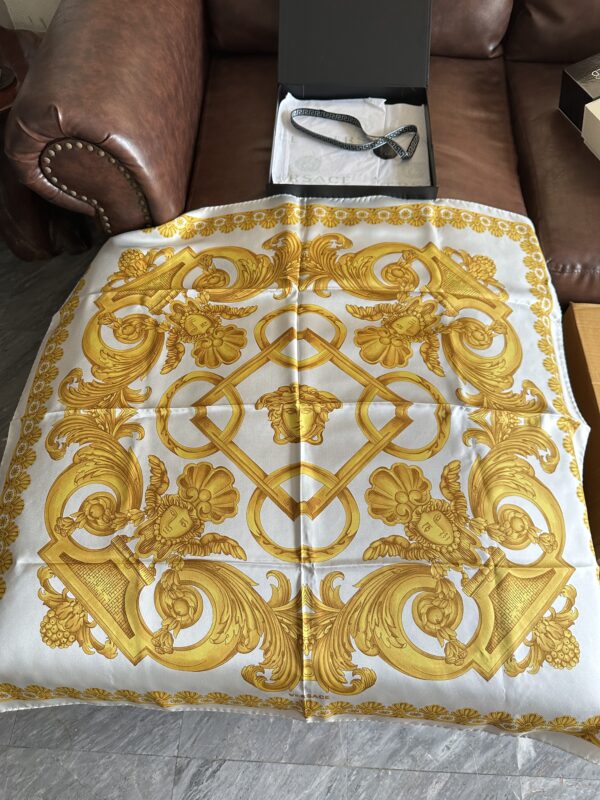 Versace Silk Scarf size 35 - Image 5