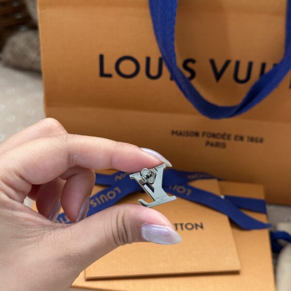 LV Earrings M80183 Y20 - Image 10